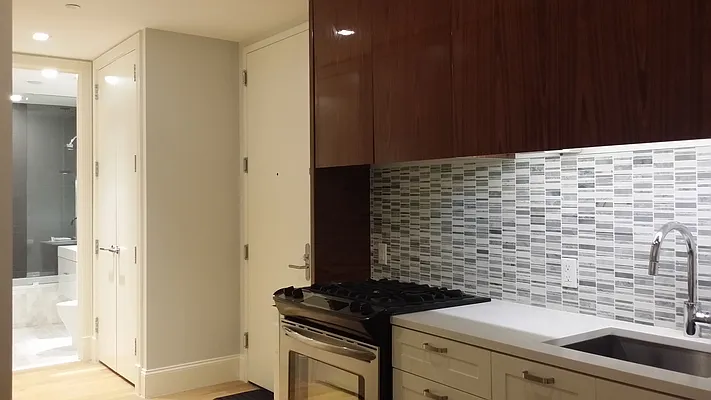 Rented by City View Living | media 42