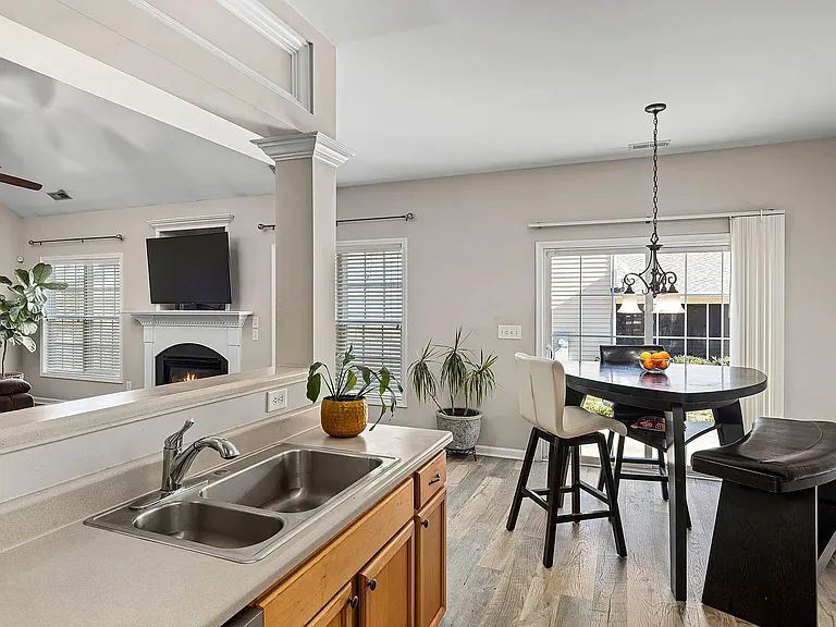 2029 Cartier Ruby Ln — Photo 12