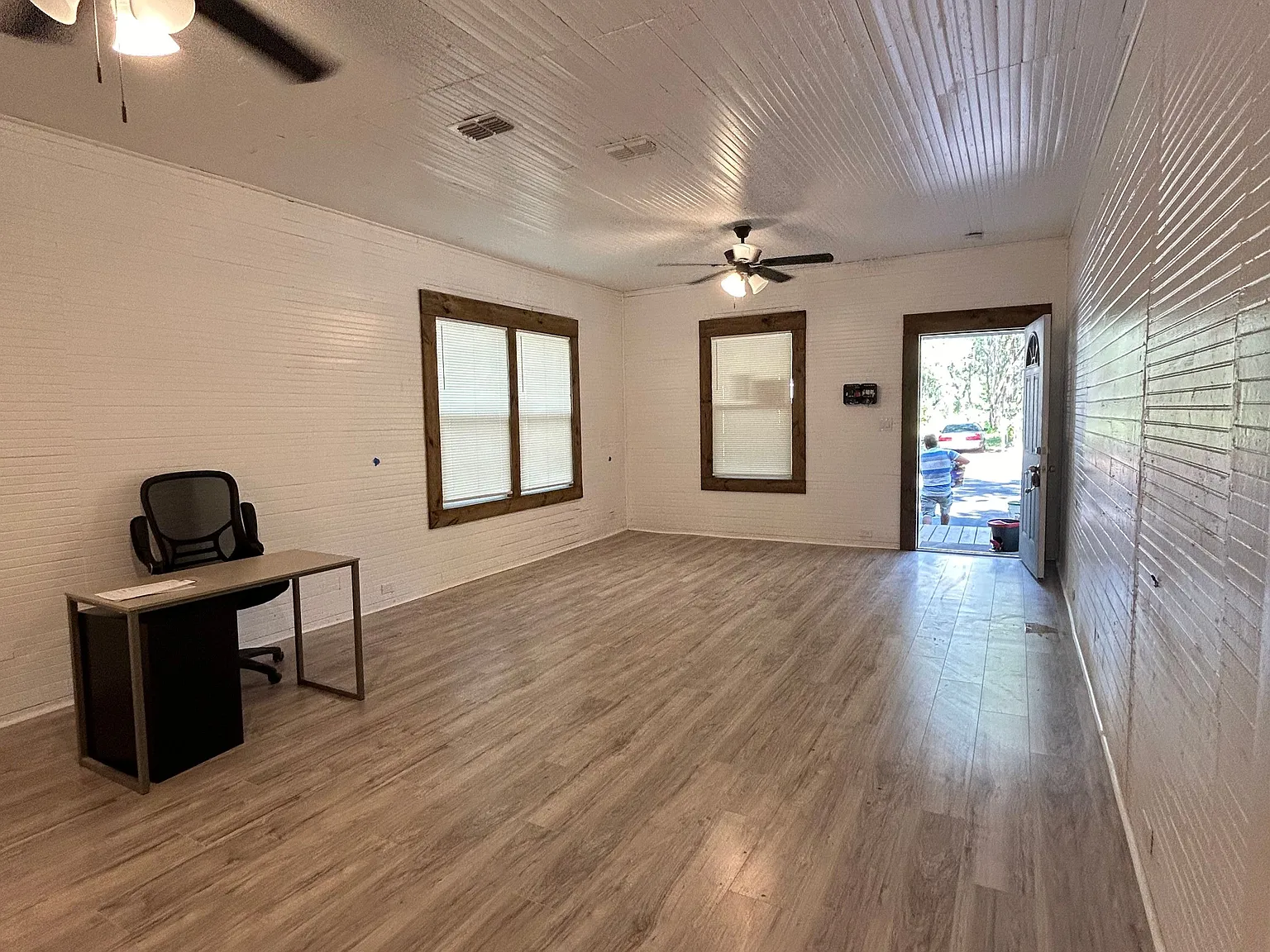 2 bed, 2.0 bath, 1200 sqft, $1,500 — Photo 2