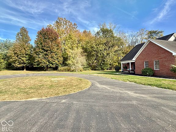 5th image of 261 S State Road 135
