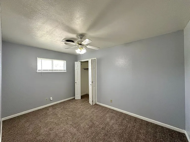 1801 Glendale Dr — Photo 22