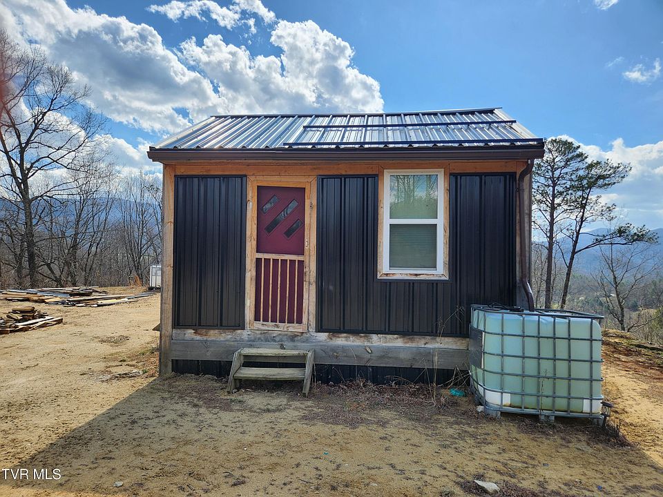 1st image of 174 Teaberry Rd