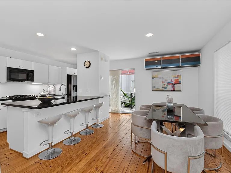 6916 Yellowstone Way Dr — Photo 23