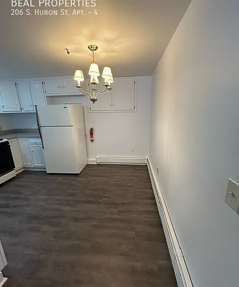 206 S Huron St #4 — Photo 13