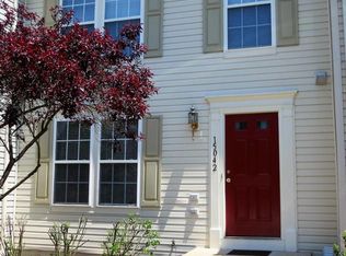 15042 Gaffney Cir, Gainesville, VA 20155