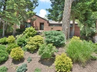 6651 Landview Rd, Pittsburgh, PA 15217