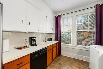 536 Hawthorne Ln — Photo 38