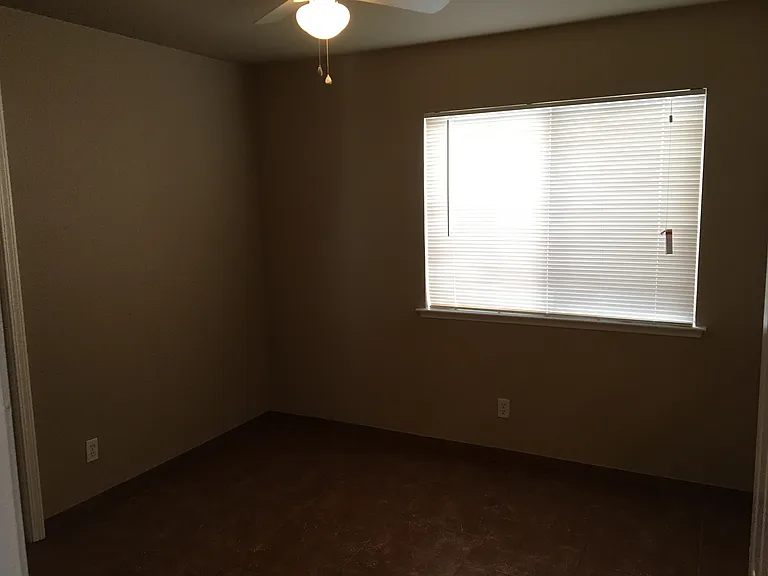 4296 W Yale Ave — Photo 10