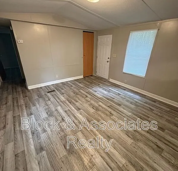 874 State Highway 49 S #17 — Photo 3