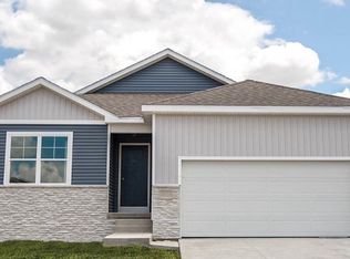 7206 S 205th St, Gretna, NE 68028