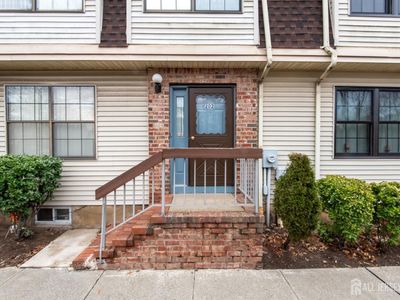 202 Hidden Village Dr, Perth Amboy, NJ, 08861