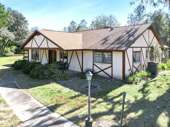 301 Shady Woods Rd, Geneva, FL 32732