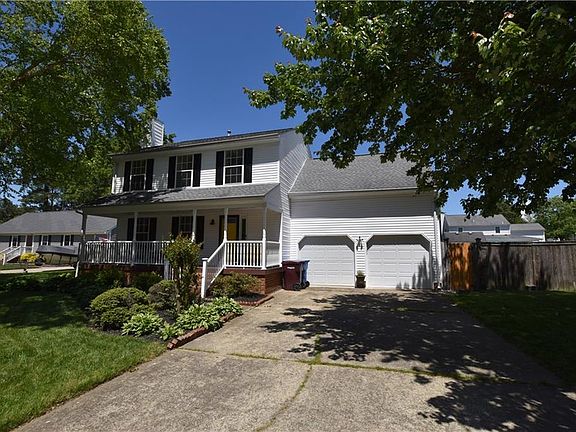 2nd image of 409 Breeze Hill Cres