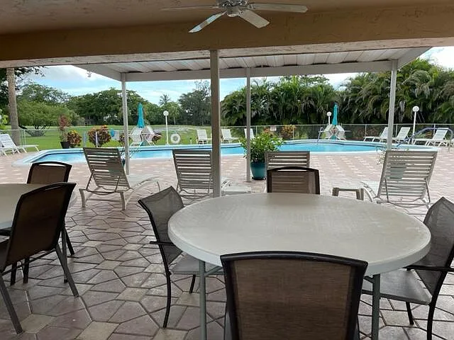 1020 Country Club Dr #406 — Photo 50
