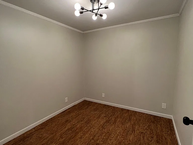 430 S Webik Ave — Photo 9