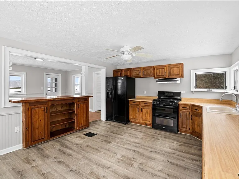 6982 Webster Rd — Photo 14