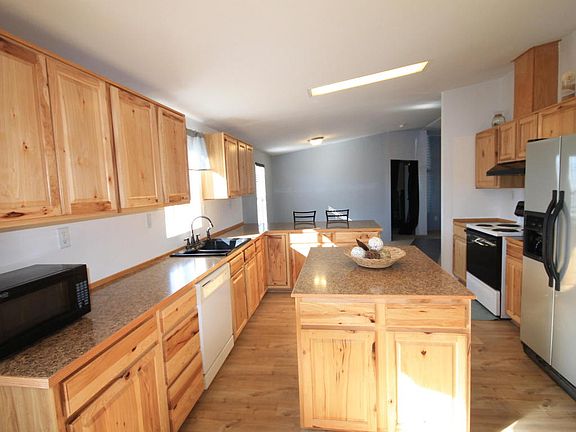 3rd image of 4900 S Bear Ln