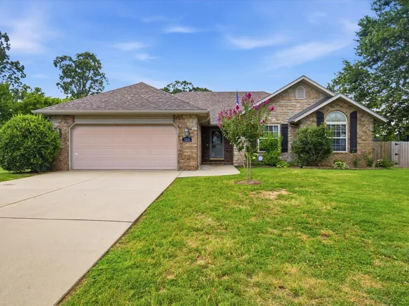 5211 S Fieldstone Road, Battlefield, MO 65619