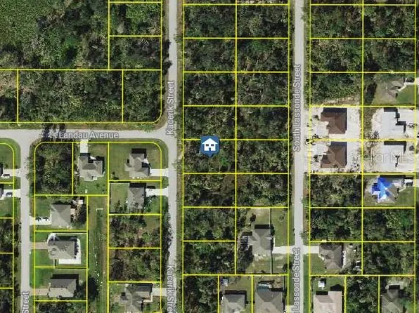 Kacerik St, North Port, FL 34288