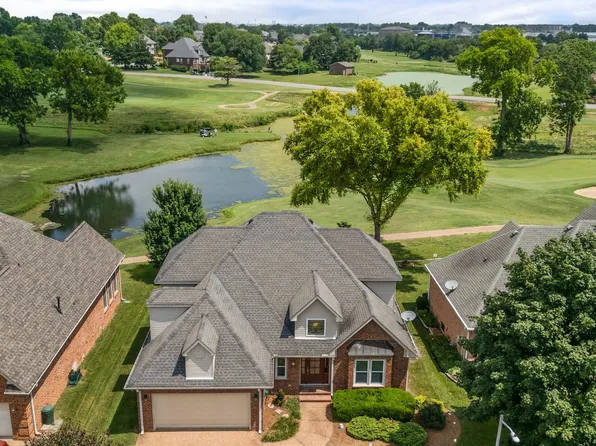 135 Black Hawk Way, Murfreesboro, TN 37127