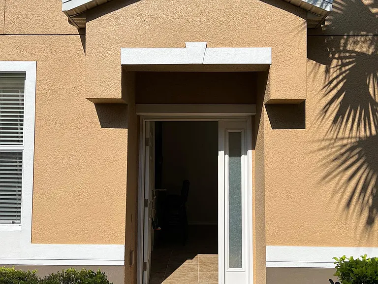 2841 Adelaide Ct — Photo 1