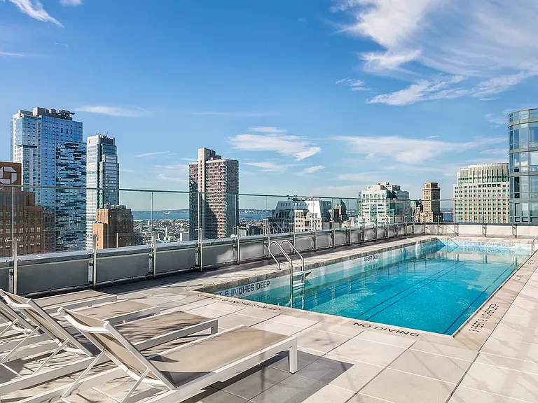 309 Gold St #8EAIR — Photo 6