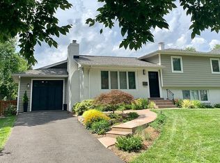 403 Johnson St SW, Vienna, VA 22180