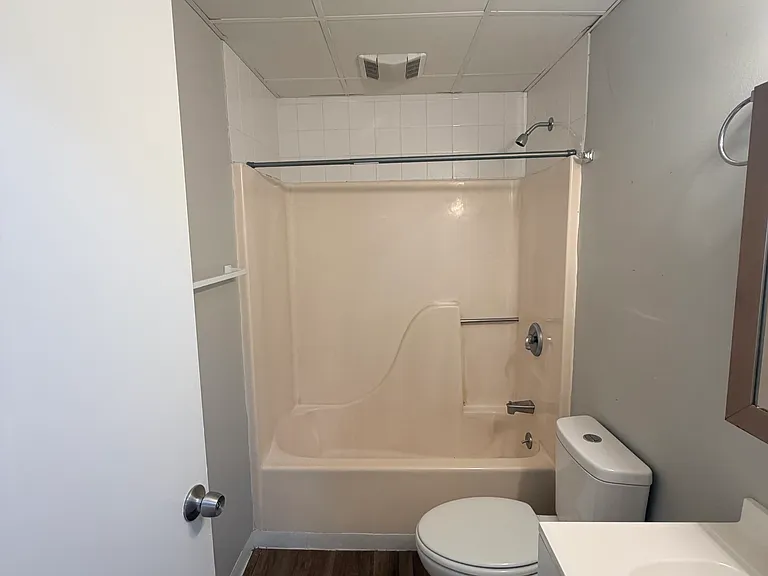 239 Fitch St #1B — Photo 9