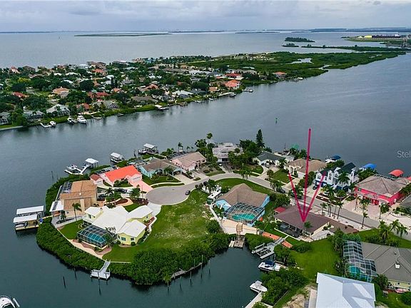 3rd image of 6634 Dolphin Cove Dr