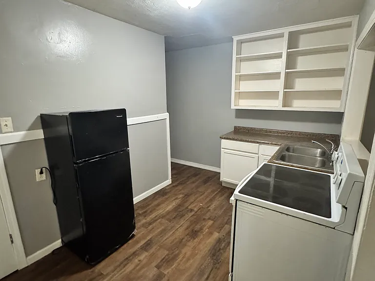 1715 N Rural St — Photo 3
