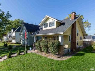 1313 13th St, Moline, IL 61265