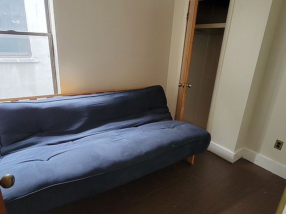 4th image of 1512 Bedford Ave #4