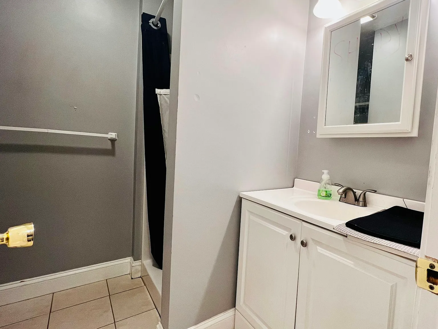 251 Copeland Street, Unit A — Photo 4