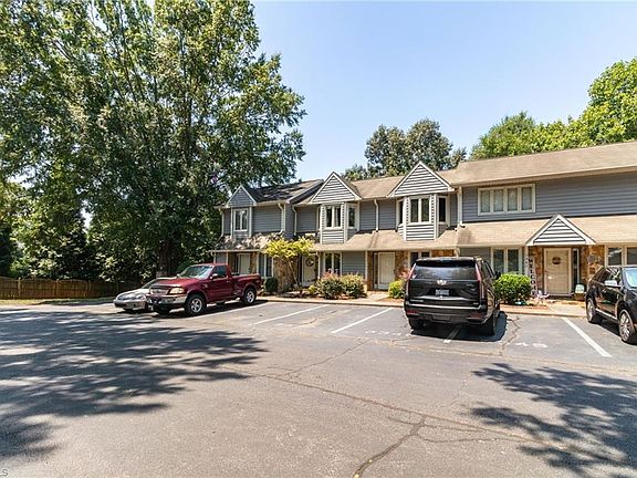 4th image of 5347 Summit Heights Dr