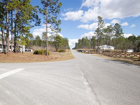 5th image of 6200 SW 128th Terrace Rd #2