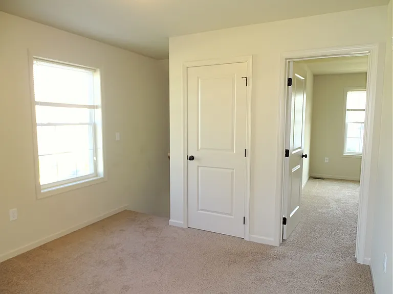 402 Marlene Way — Photo 15