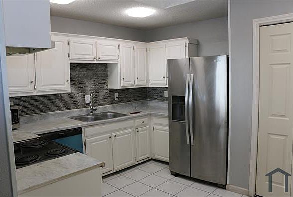 1st image of 11917 Garden Terrace Dr