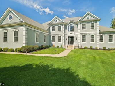 384 Bennetts Ln, Somerset, NJ, 08873