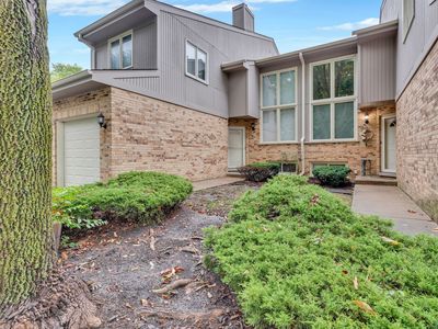 22W122 Butterfield Rd #1, Glen Ellyn, IL, 60137