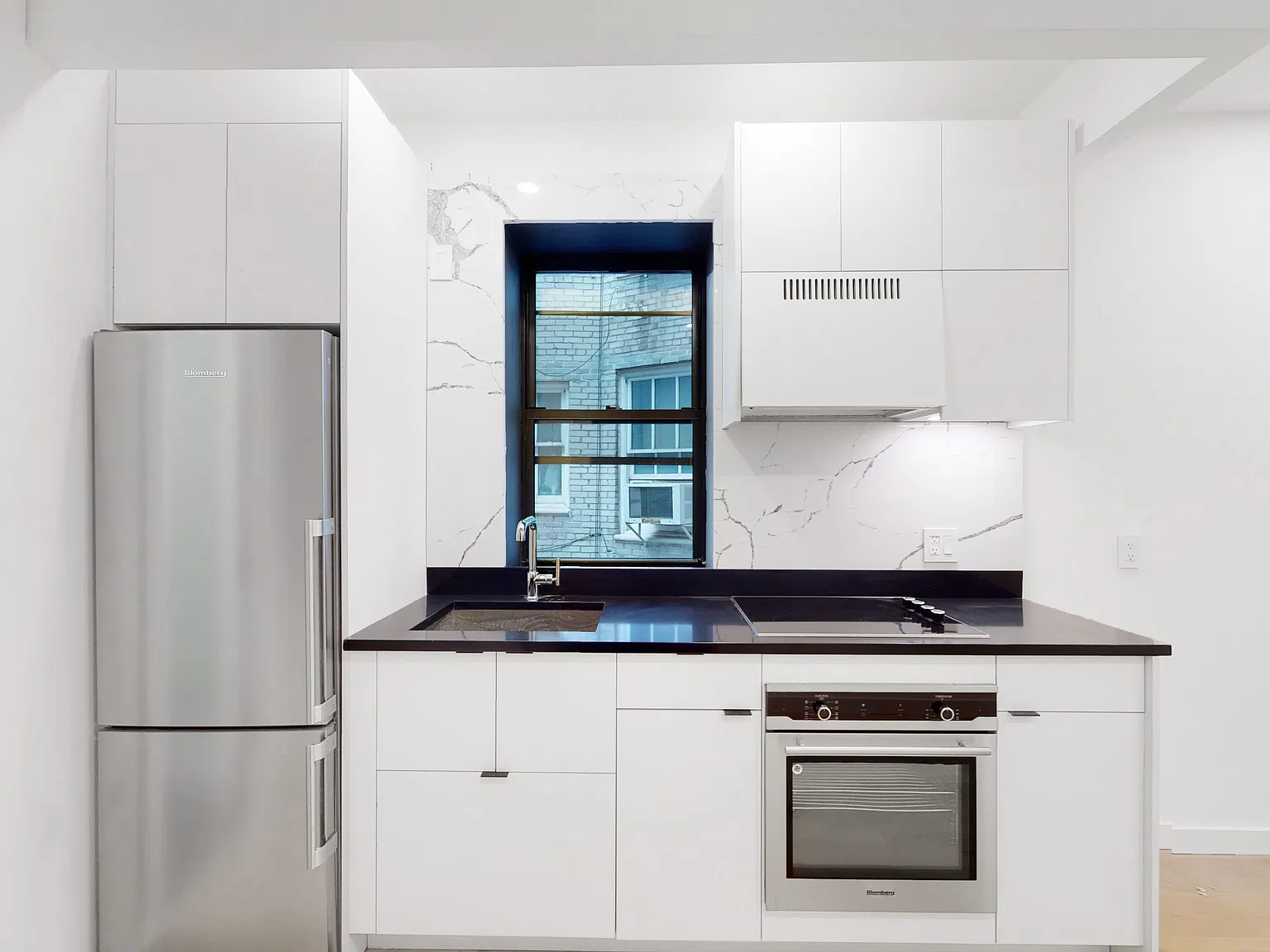 93 Hicks Street — Photo 4