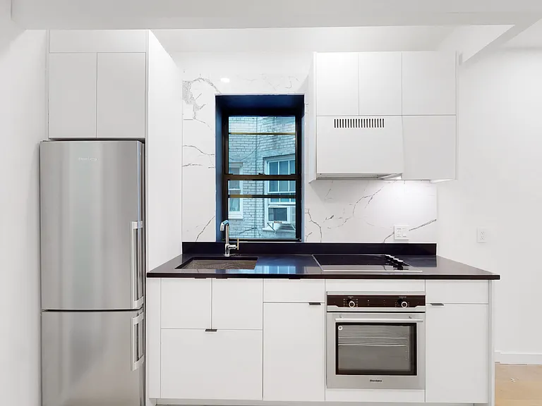 93 Hicks St #2E — Photo 7