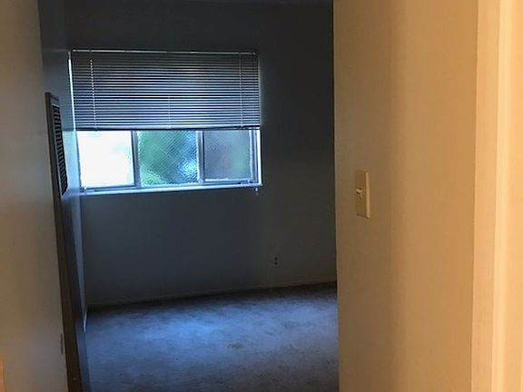 4th image of 2740 College Ave #10733748