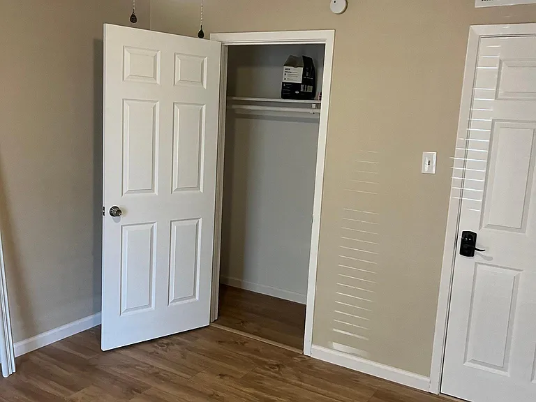 1 st room