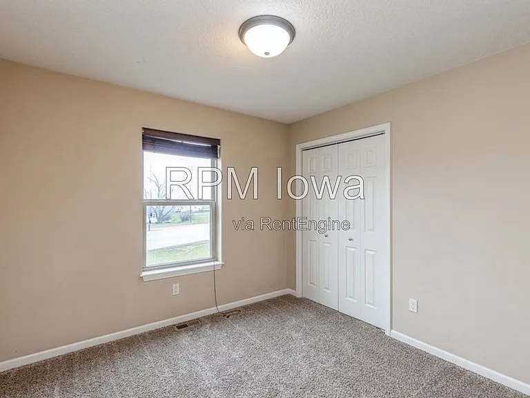 320 E 5th St #E — Photo 10