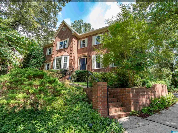 912 Tall Pines Ln, Birmingham, AL 35244