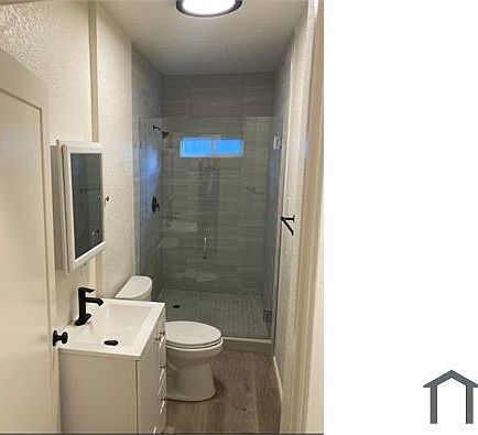 2nd image of 843 13th St APT 2