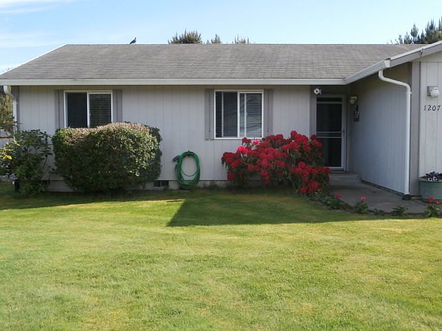1st image of 1207 Pebble Beach Ct