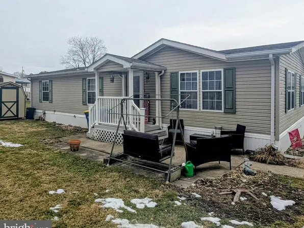 140 Grant Ave, Coatesville, PA 19320