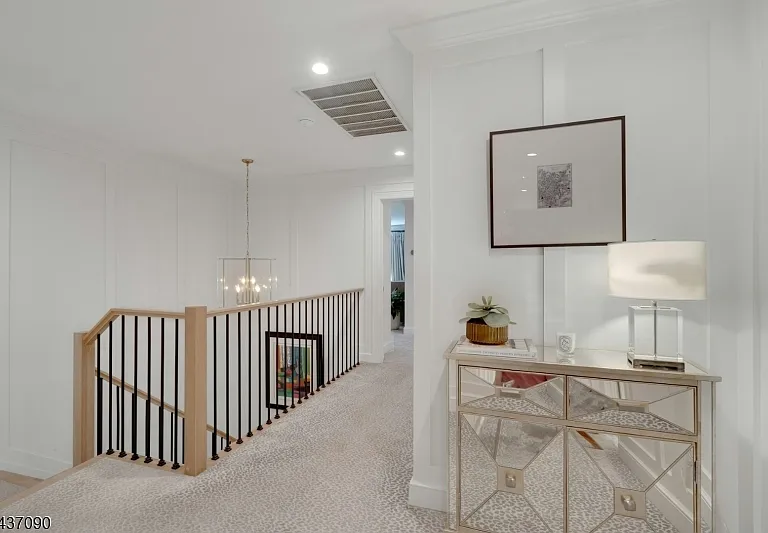 224 Barnstable Dr — Photo 40