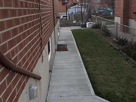 5th image of 12 Bamford Cres